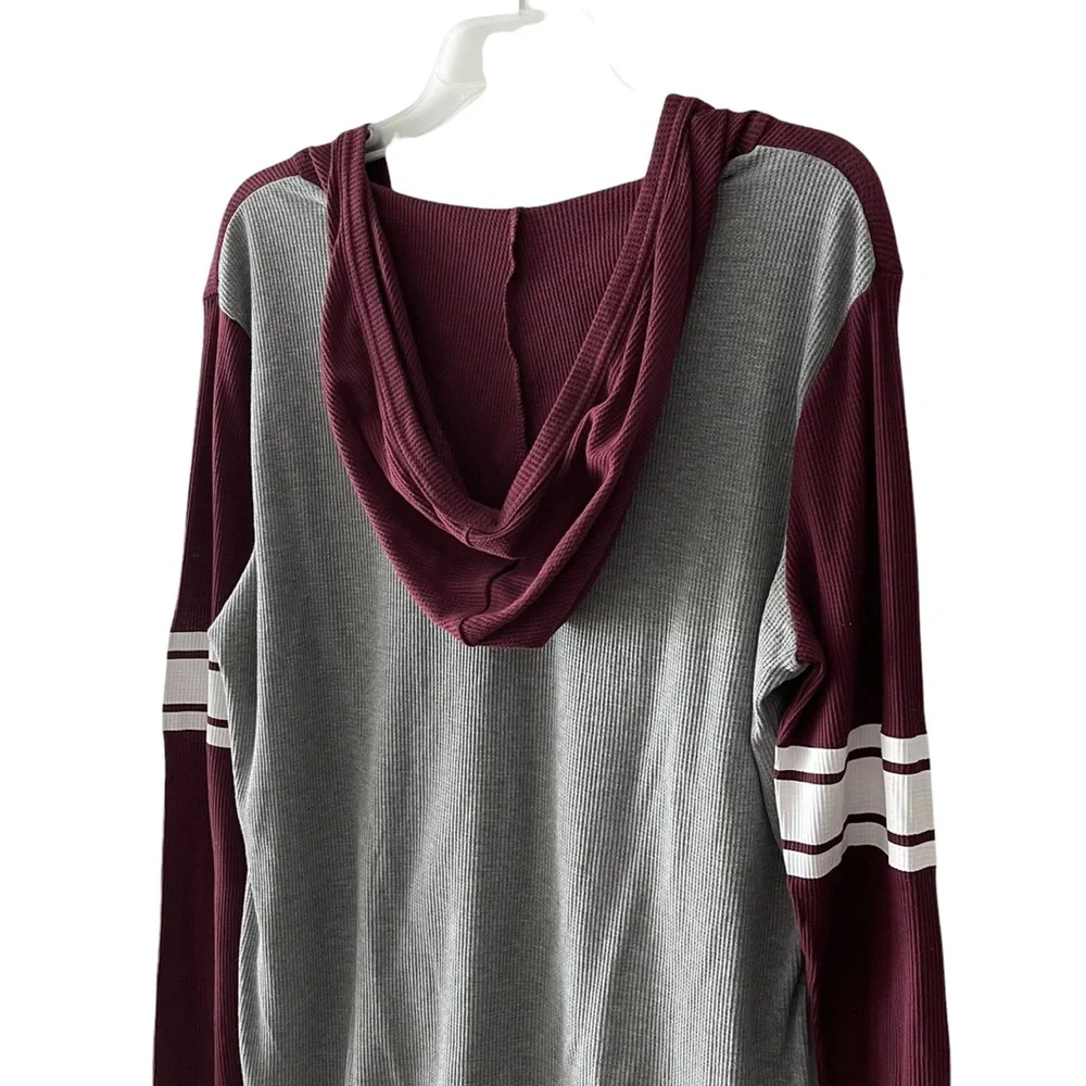 just be NYC Thermal Football Style V-neck Hooded Long Sleeve Shirt - Picture 15 of 16